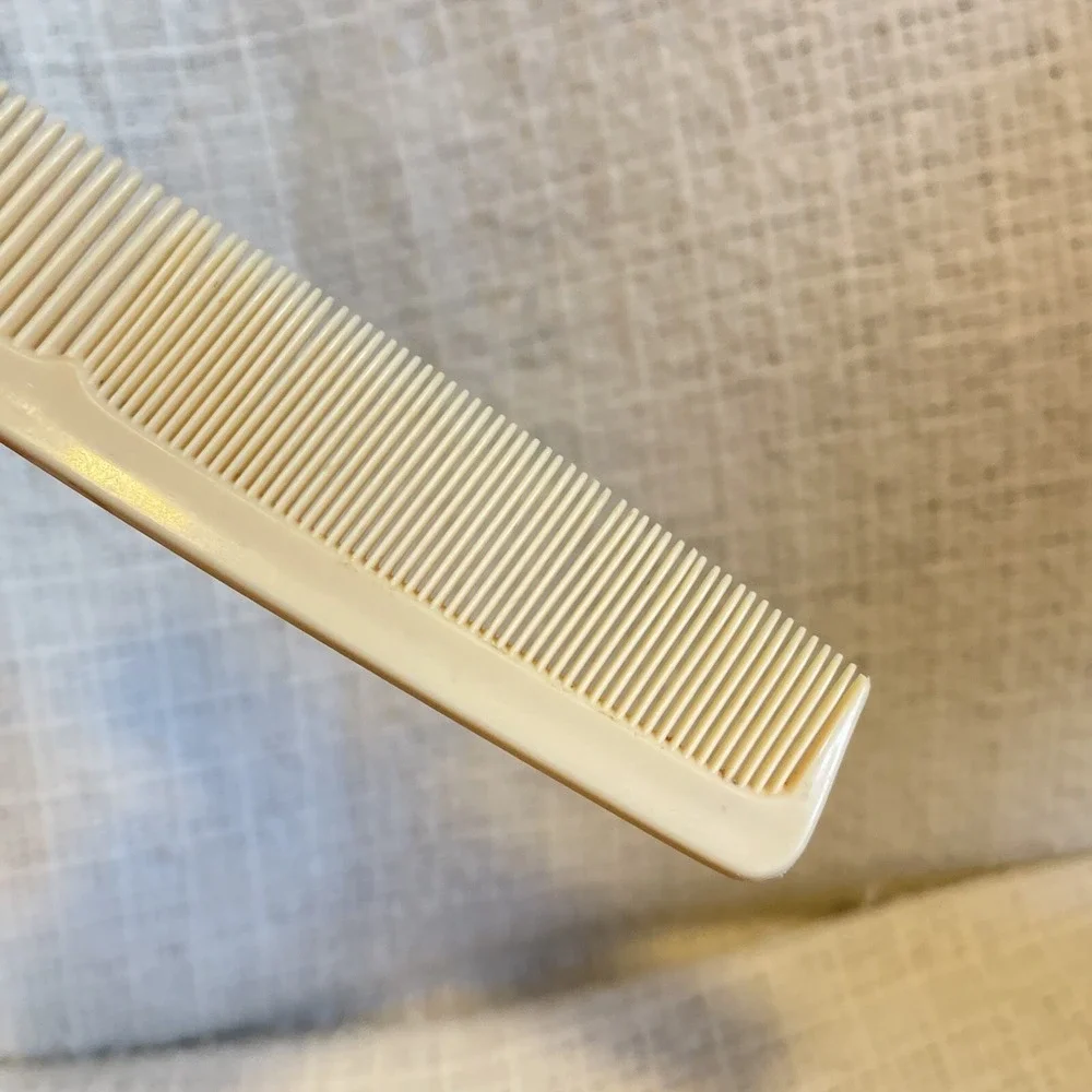 1 Vintage‎ Stanley Ladies Hair Comb Durable Nylon to Style Detangle Unbreakable